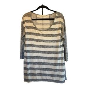Peyton Jensen White and Gray Stripe Oversized Tunic SKU162‎